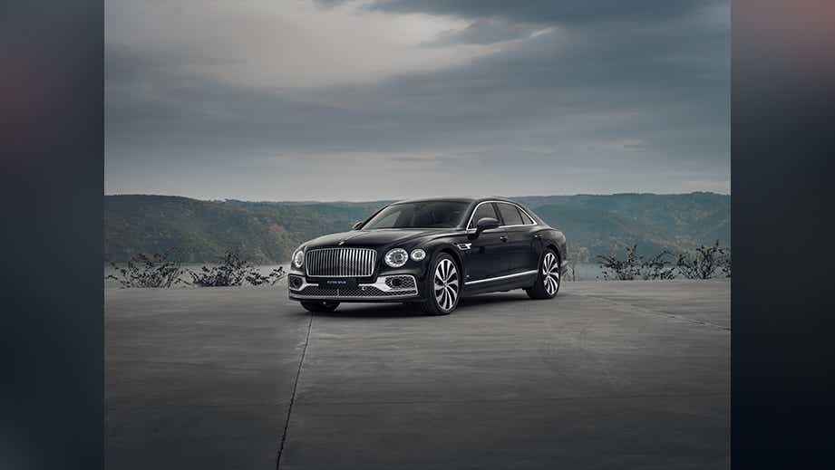 front three-quarter view of a Bentley Flying Spur