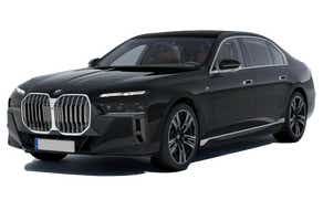 front three-quarter view of a BMW i7