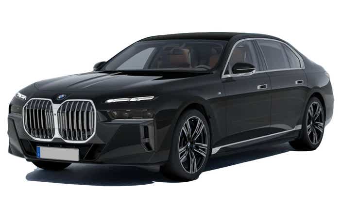 front three-quarter view of a BMW i7