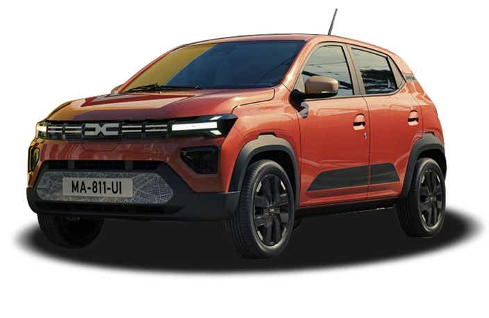 front three-quarter view of a Cayenne Orange Renault Duster