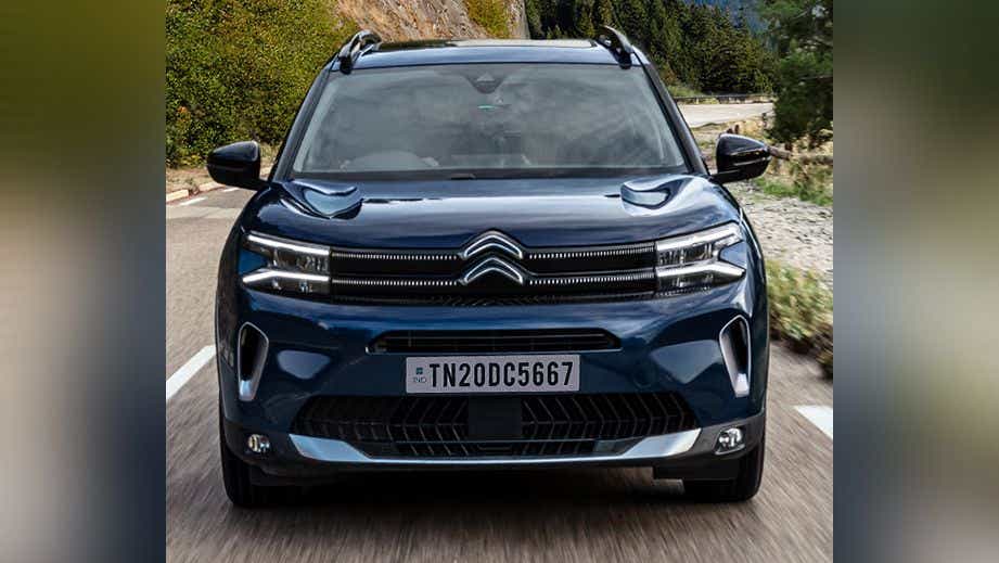 front view of a Citroen C5 Aircross