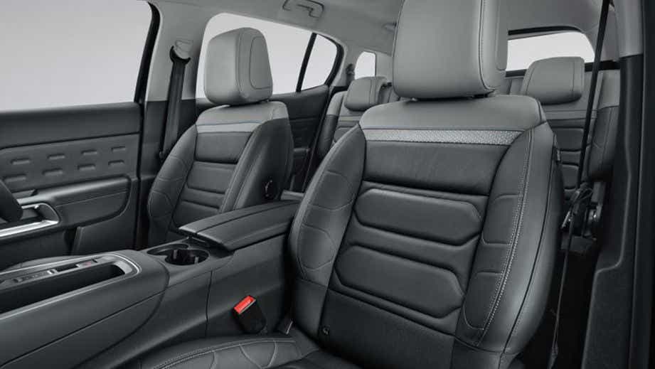 front interior seats of a Citroen C5 Aircross