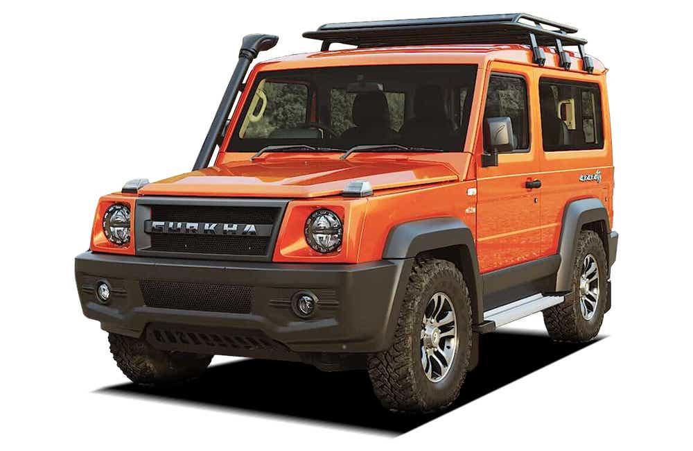 front three-quarter view of a Orange Force Gurkha