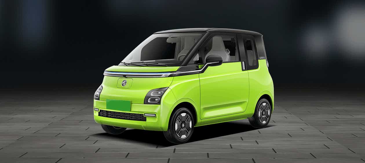 front three-quarter view of a Apple Green With Starry Black MG Comet EV