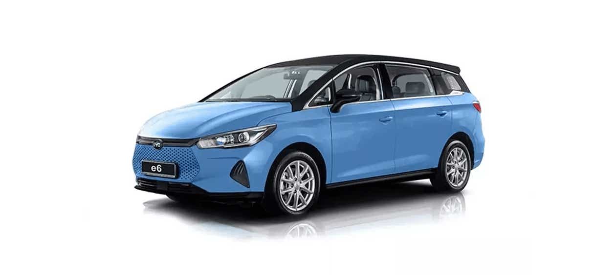 front three-quarter view of a Blue BYD E6
