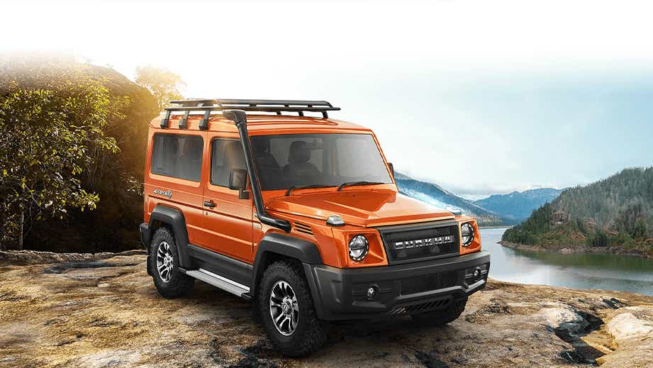 front three-quarter view of a Orange Force Gurkha