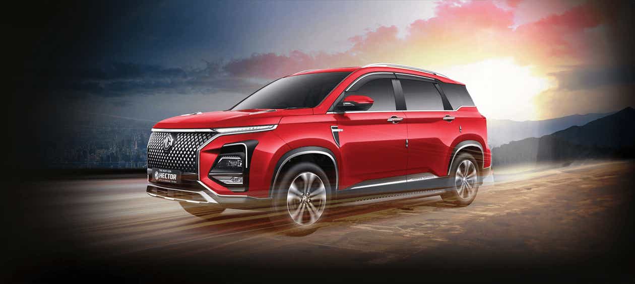 front three-quarter view of a MG Hector