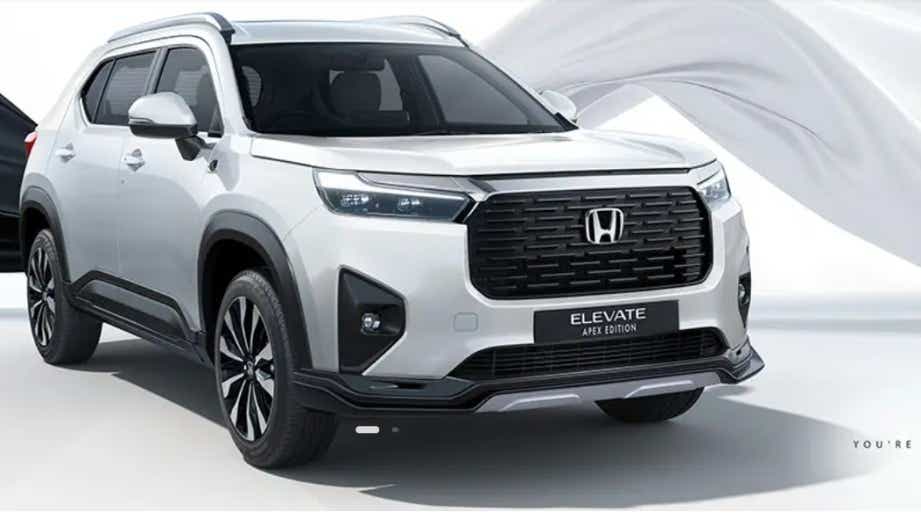 front three-quarter view of a Platinum White Pearl Honda Elevate Apex Edition