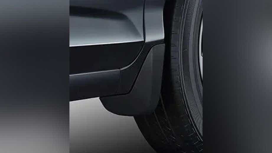 Rear wheel and mud guard of a Honda Amaze 2022-2023