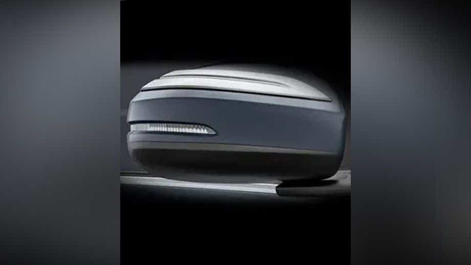 Side mirror close-up of a Honda Amaze 2022-2023