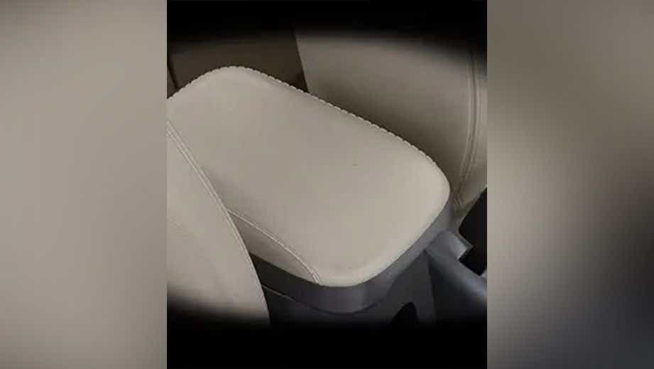 center armrest of a Honda Amaze 2022-2023
