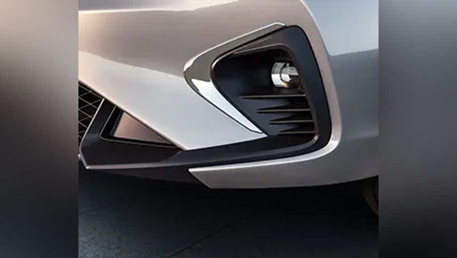 Front bumper and fog lamp area of a Honda City Hybrid