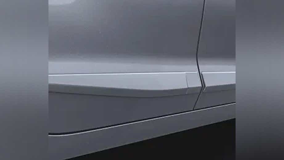 side profile door close-up of a Honda City Hybrid