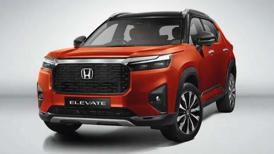 front three-quarter view of a Honda Elevate