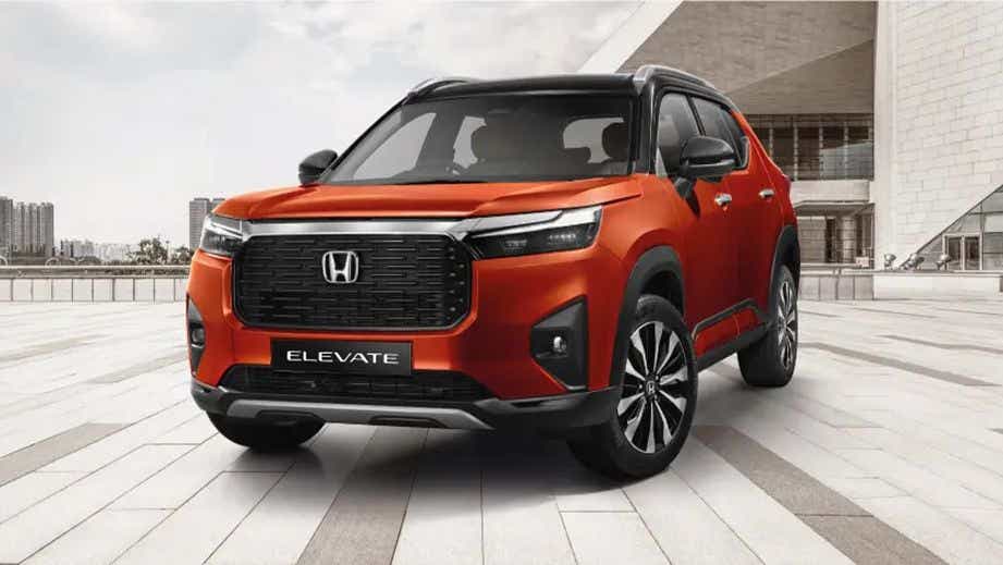 front three-quarter of a Honda Elevate