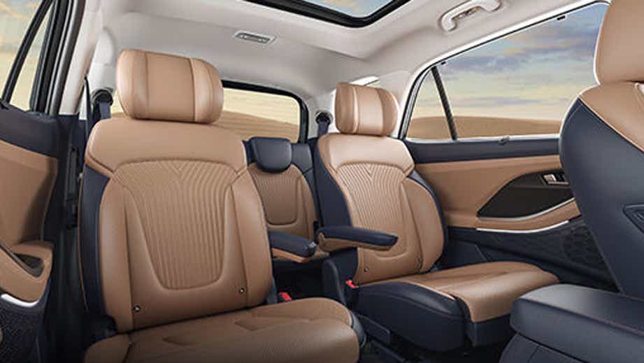 interior rear seats view of a Hyundai Alcazar