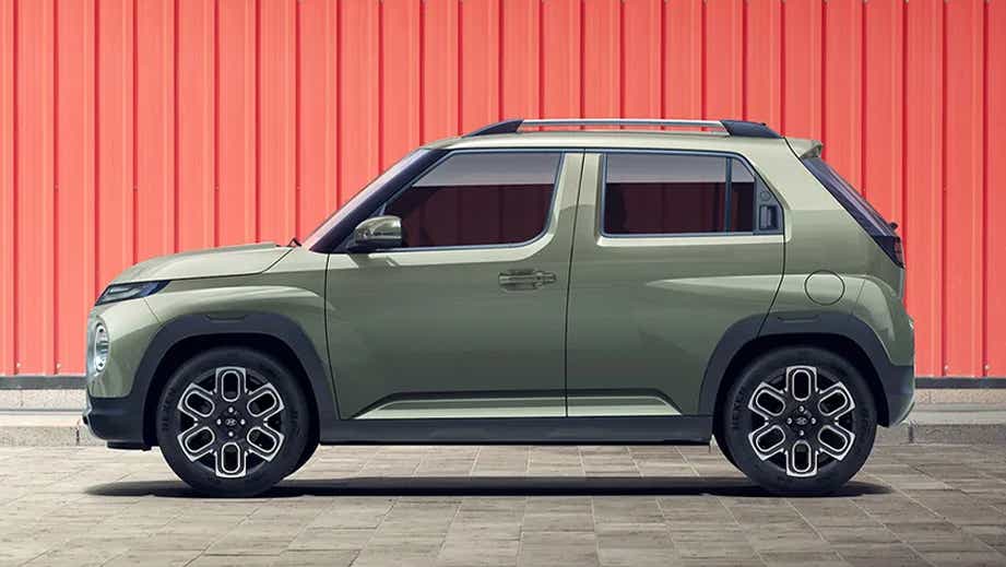 side view of a Hyundai Casper