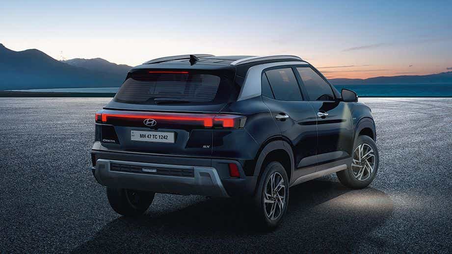 rear three-quarter of a Hyundai Creta SX