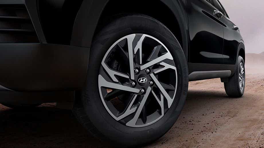 Close-up of wheel and front quarter of a Hyundai Creta