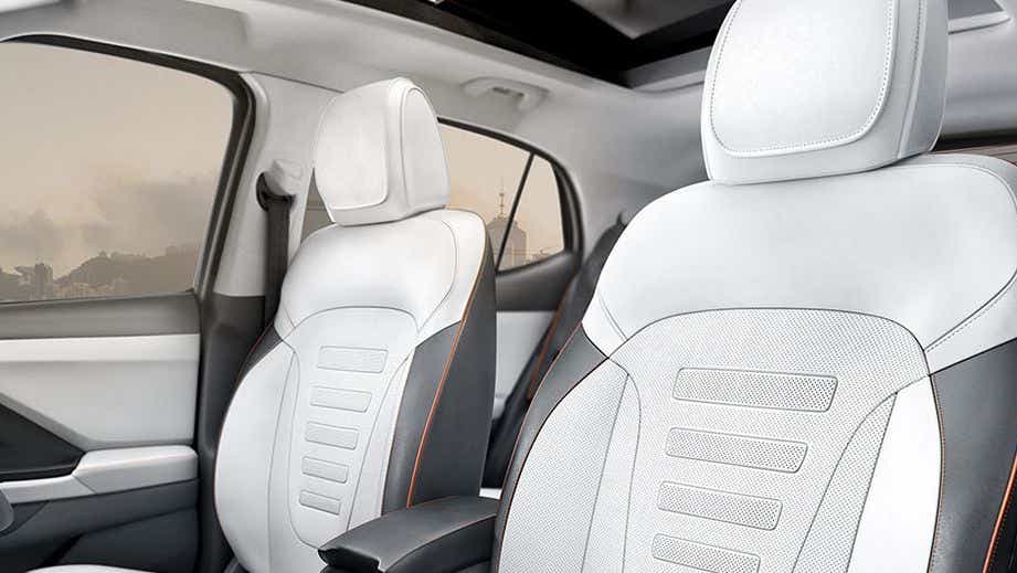 front seats and interior dashboard of a Hyundai Creta