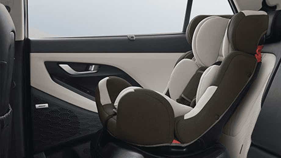 Rear seat child safety seat in a Hyundai Creta 2018-2023