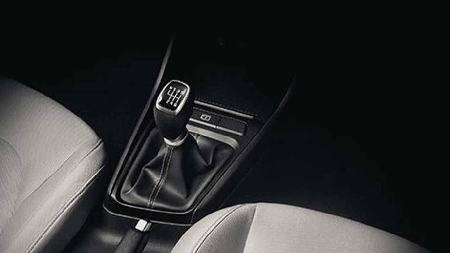 gear shift and center console of a Hyundai Verna