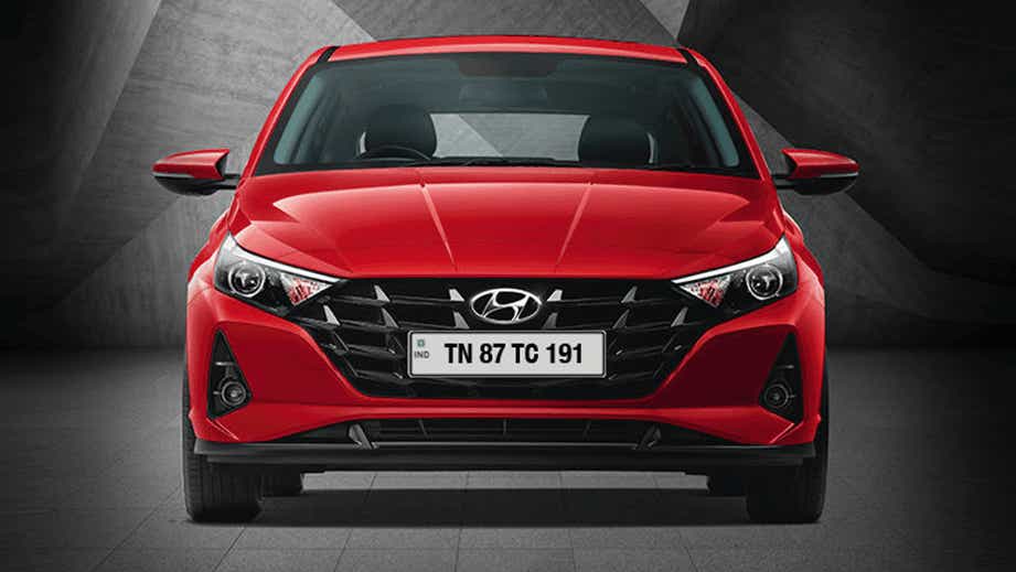 front view of a Fiery Red Hyundai i20