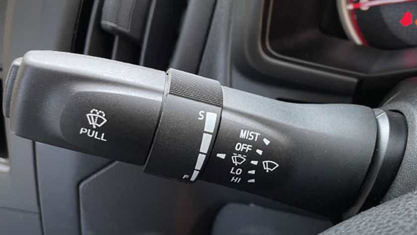 Wiper control stalk of a Isuzu D-Max