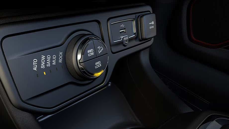 Drive mode selector and controls of a Jeep Renegade