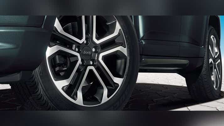 Close-up of the wheel of a Jeep Compass