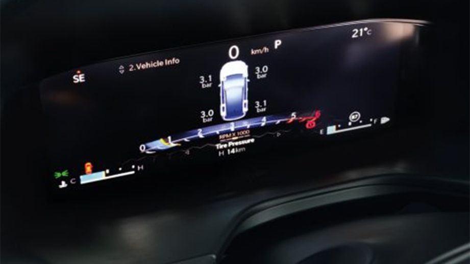 Instrument cluster display of a Jeep Compass