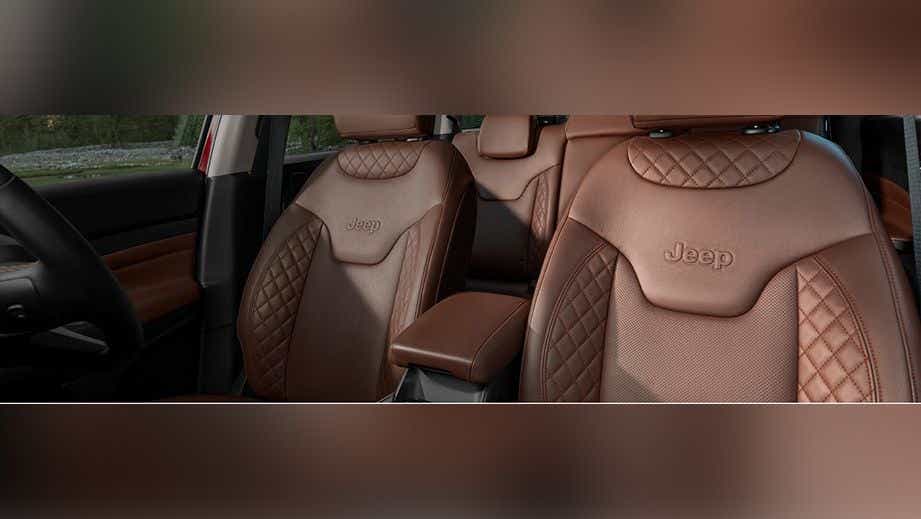 front seat and dashboard view of a Jeep Meridian 2022-2023 interior