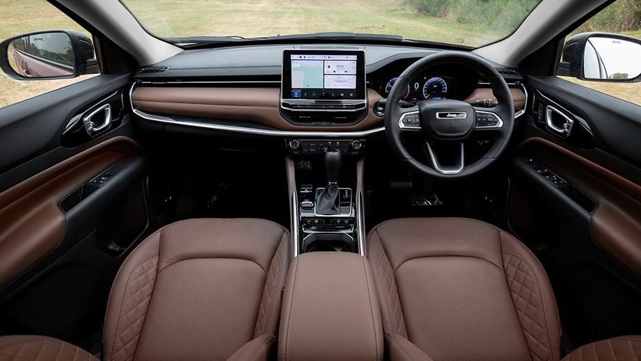 interior dashboard view of a Jeep Meridian 2022-2023