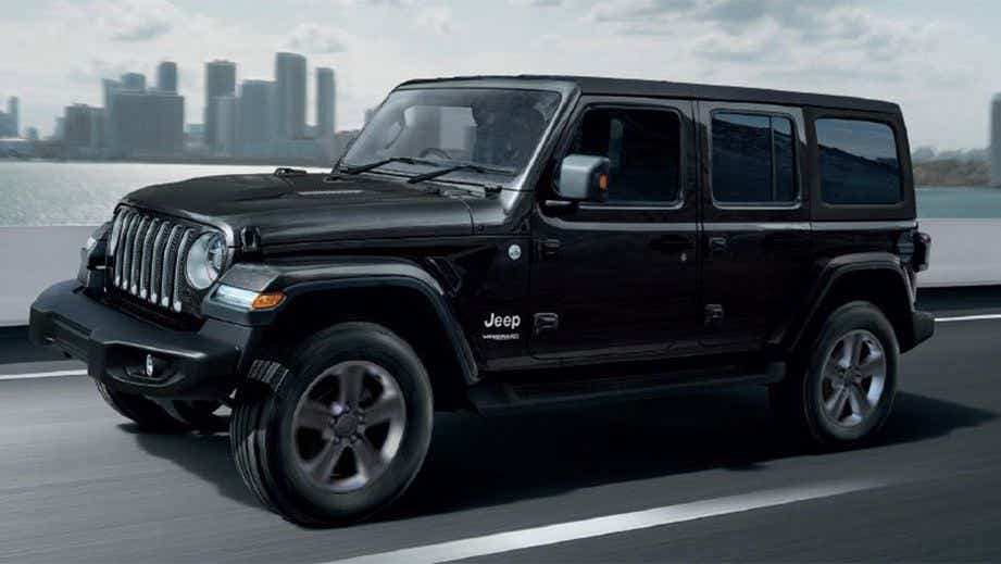 front three-quarter view of a Black Jeep Wrangler 2021-2023