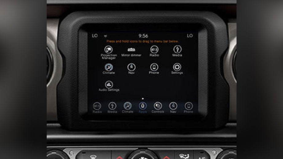 Infotainment system display of a Jeep Wrangler 2021-2023
