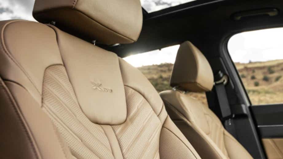 front interior seat view of a Kia Sorento