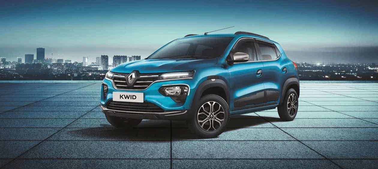 front three-quarter of a Zanskar Blue Renault KWID