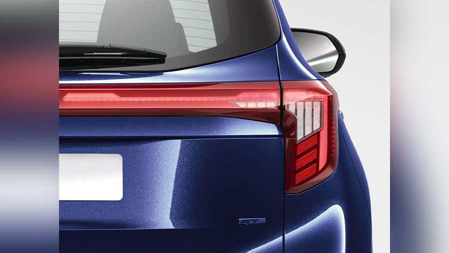 close-up of rear tail light and boot of a Kia Seltos