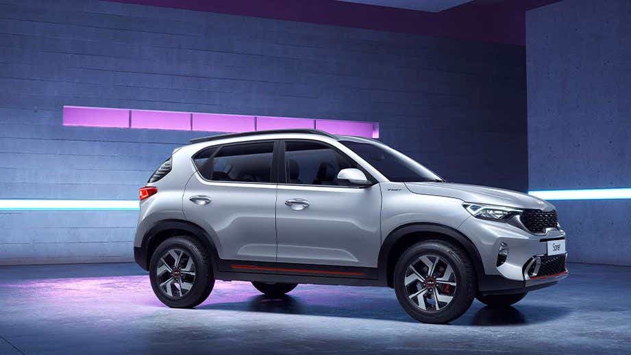 side view of a Kia Sonet 2020-2023