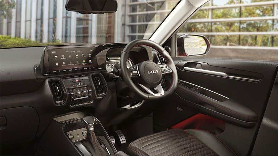 interior dashboard and steering view of a Kia Sonet 2020-2023