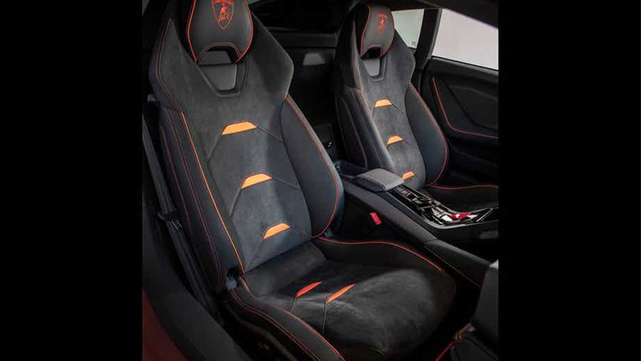 front seats and interior of a Lamborghini Huracan Evo