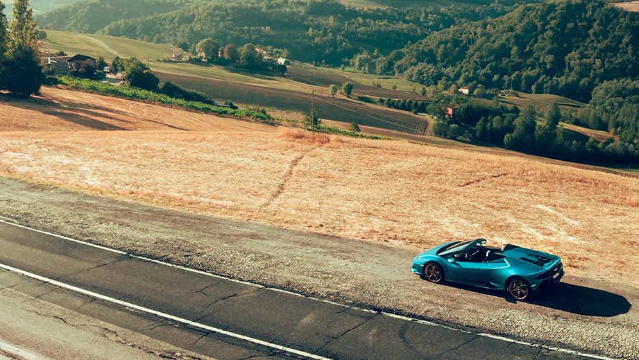 rear three-quarter view of a Blu Nethuns Lamborghini Huracan Evo