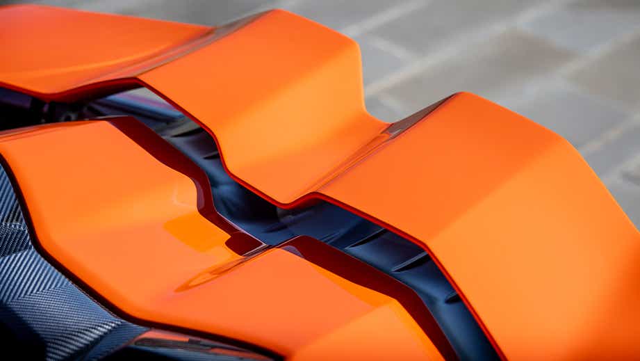 engine cover detail of a Lamborghini Revuelto