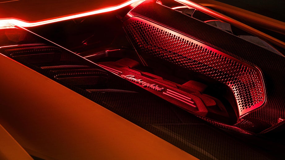 Engine close-up of a Lamborghini Revuelto