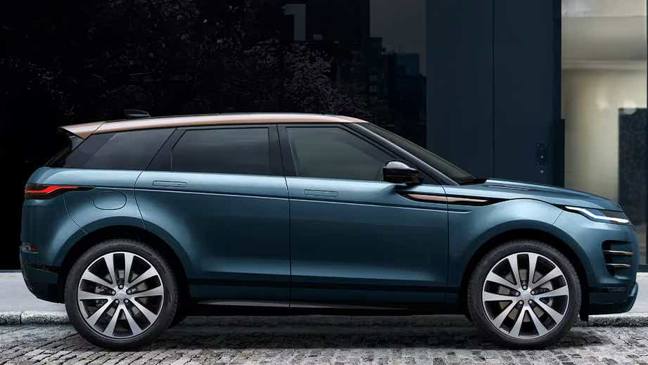 side view of a Land Rover Range Rover Evoque