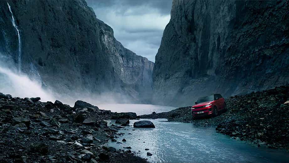 outdoor landscape view of a Land Rover Range Rover Sport