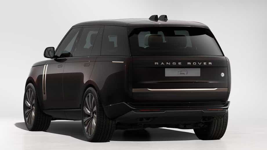 rear three-quarter of a Land Rover Range Rover