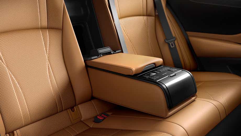 Rear seat center armrest and controls of a Lexus ES