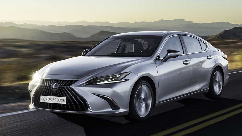 front three-quarter view of a Lexus ES