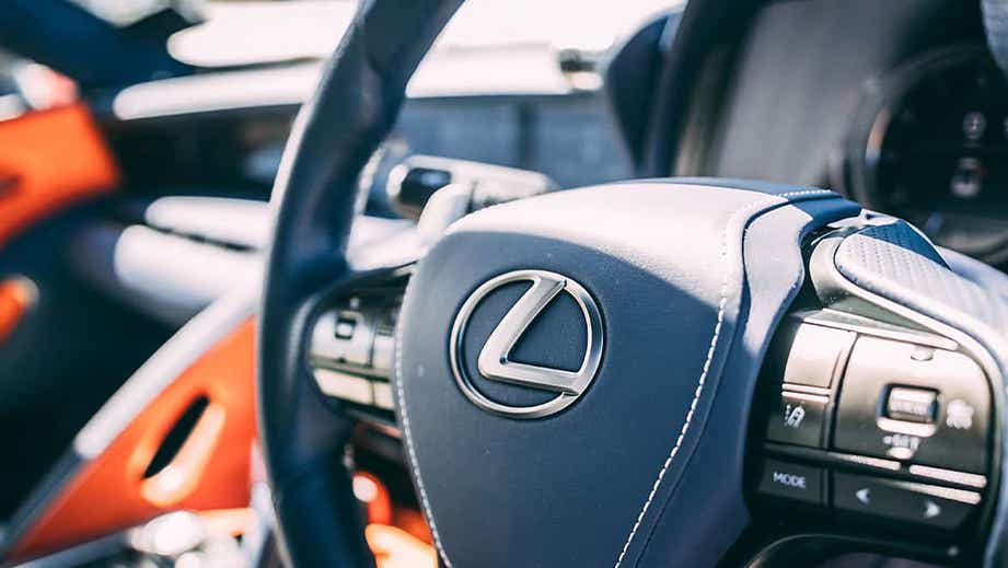 Steering wheel of a Lexus LC 500h